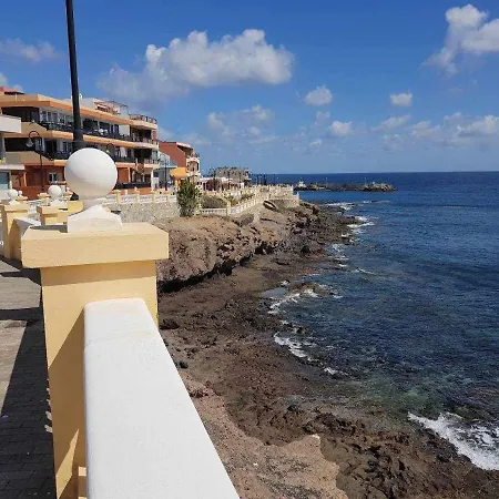 Piso En Primera Linea Con Vistas Directas Al Mar Melenara