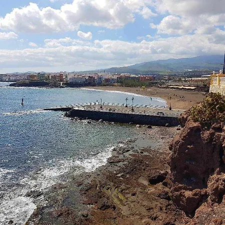 Apartment Piso En Primera Linea Con Vistas Directas Al Mar Melenara
